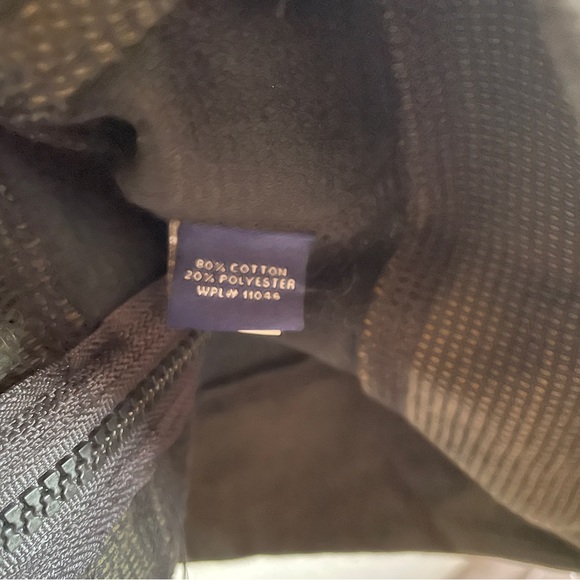 Vintage 1946 Men’s Dark Grey Sweater - Picture 2 of 5